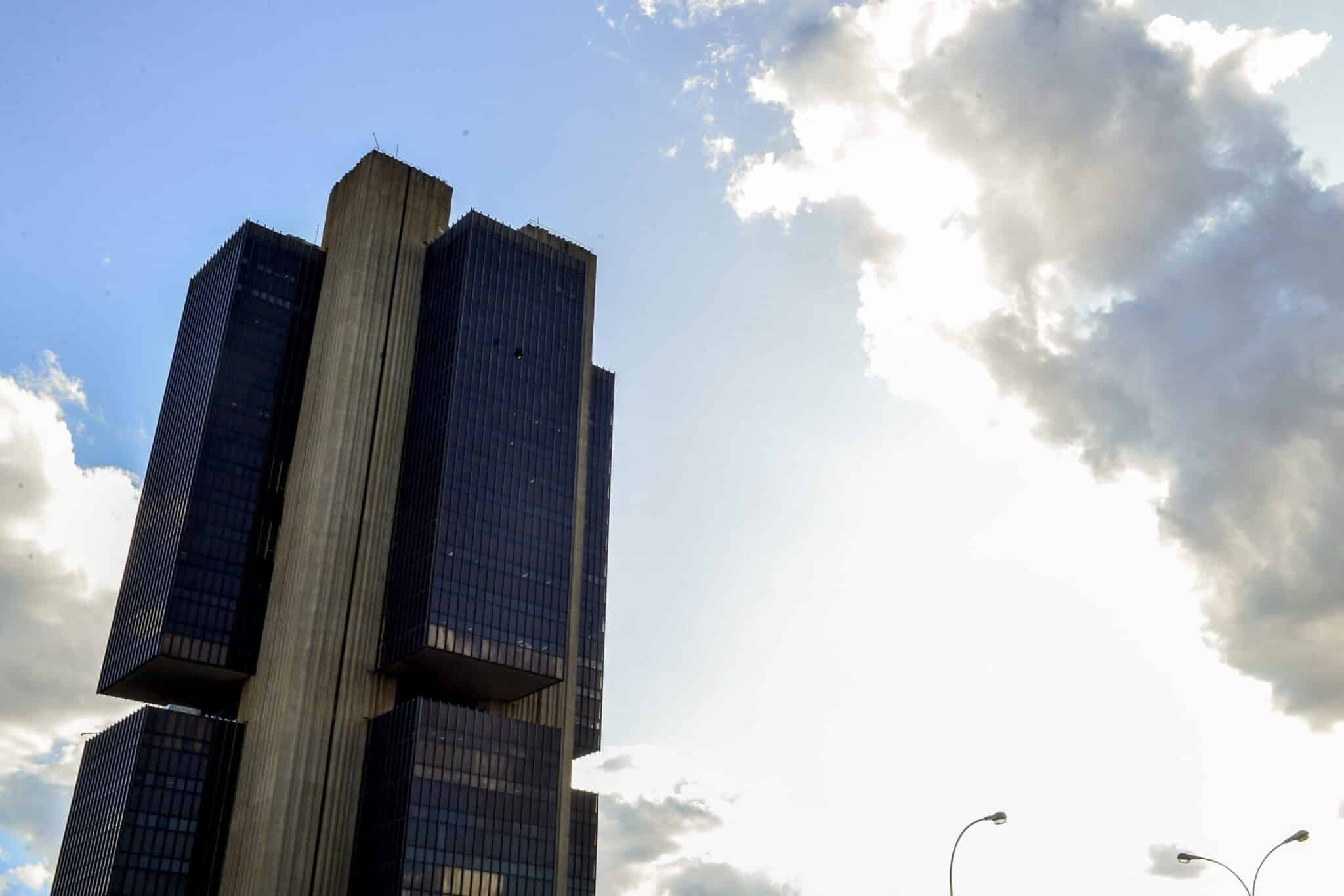 Atividade econômica tem alta de 1,17% em julho, diz Banco Central