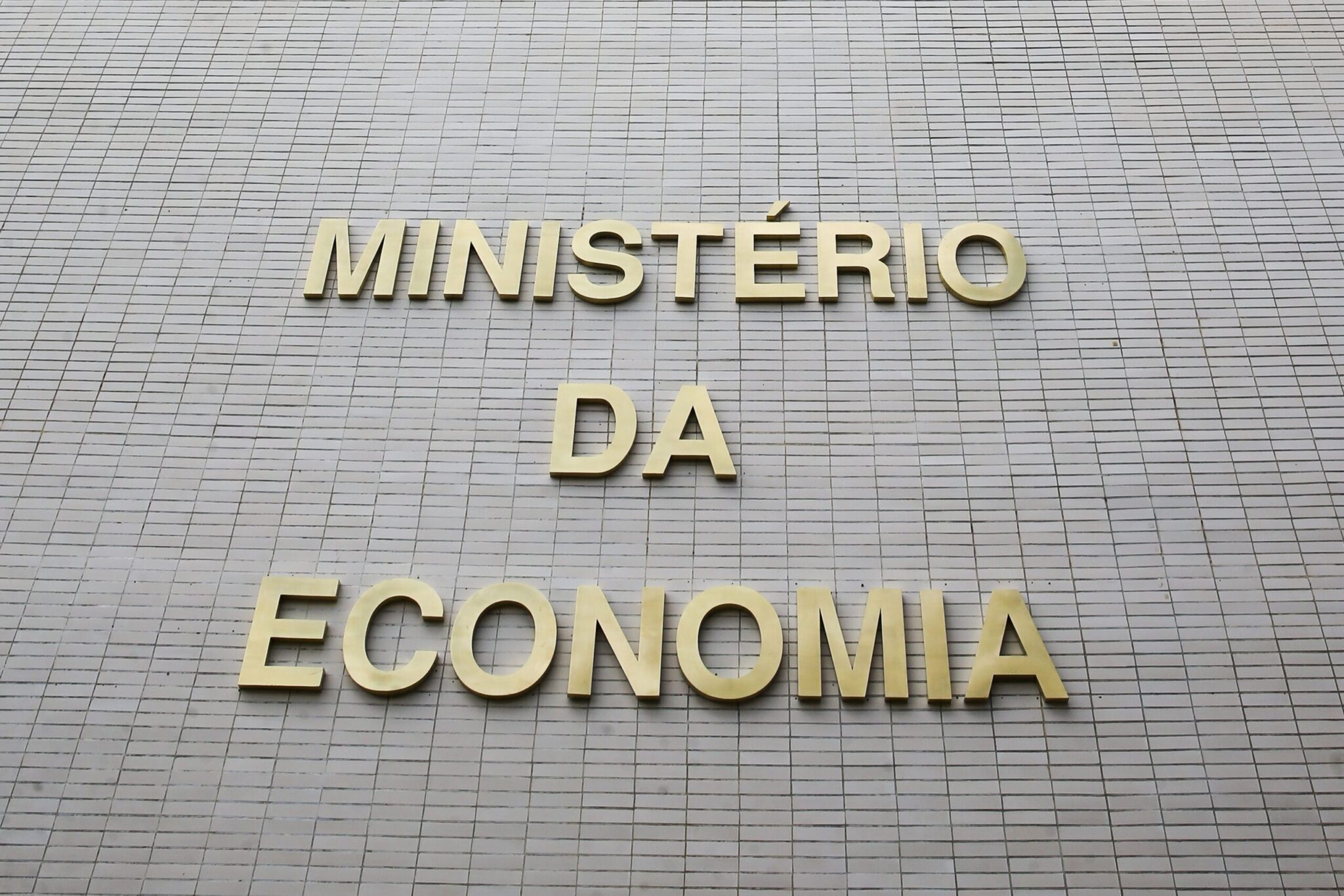 Concursos poderão ser prorrogados sem aval do Ministério da Economia