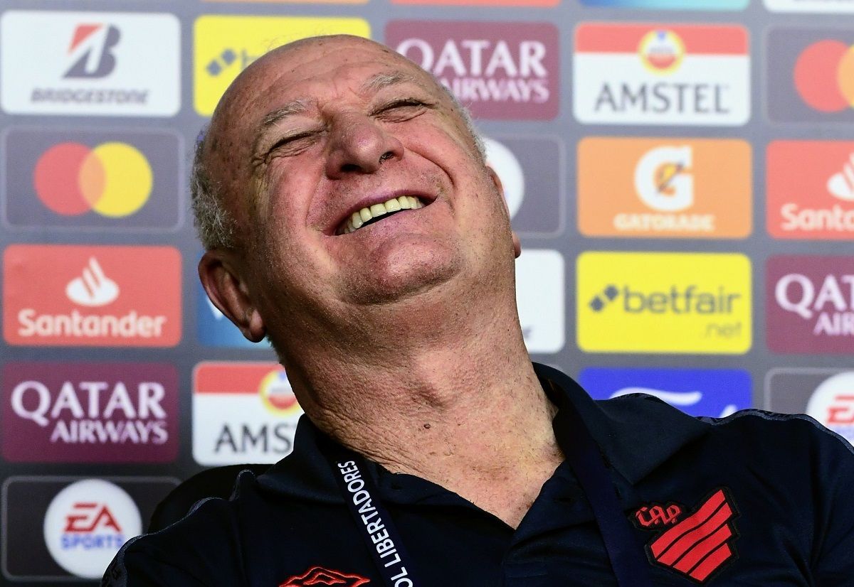 Felipão: veja o histórico de conquistas do técnico do Athletico Paranaense na Libertadores; treinador 'copeiro'. Foto: Twitter Conmebol