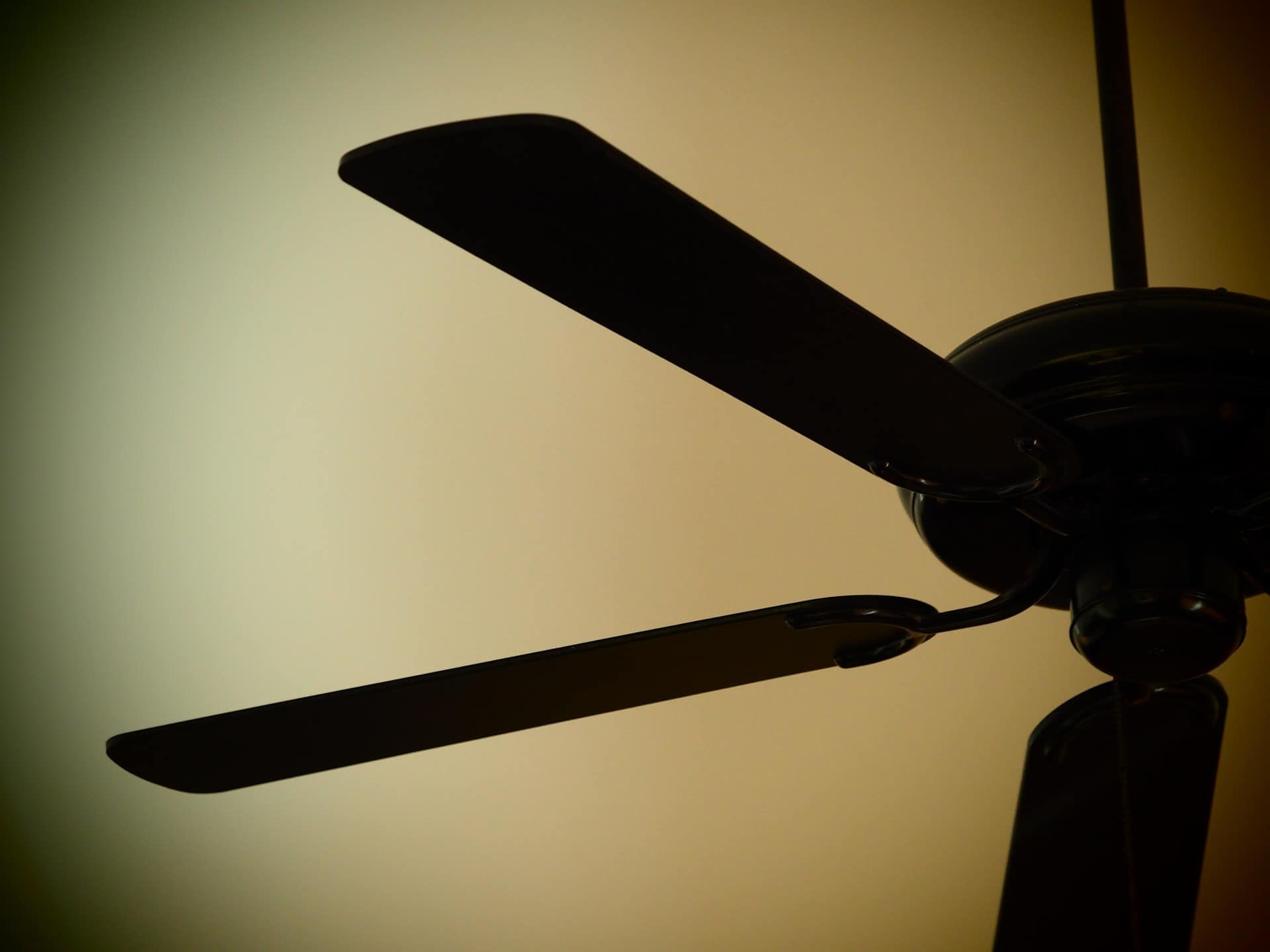 O que prejudica mais? Ar condicionado ou ventilador?