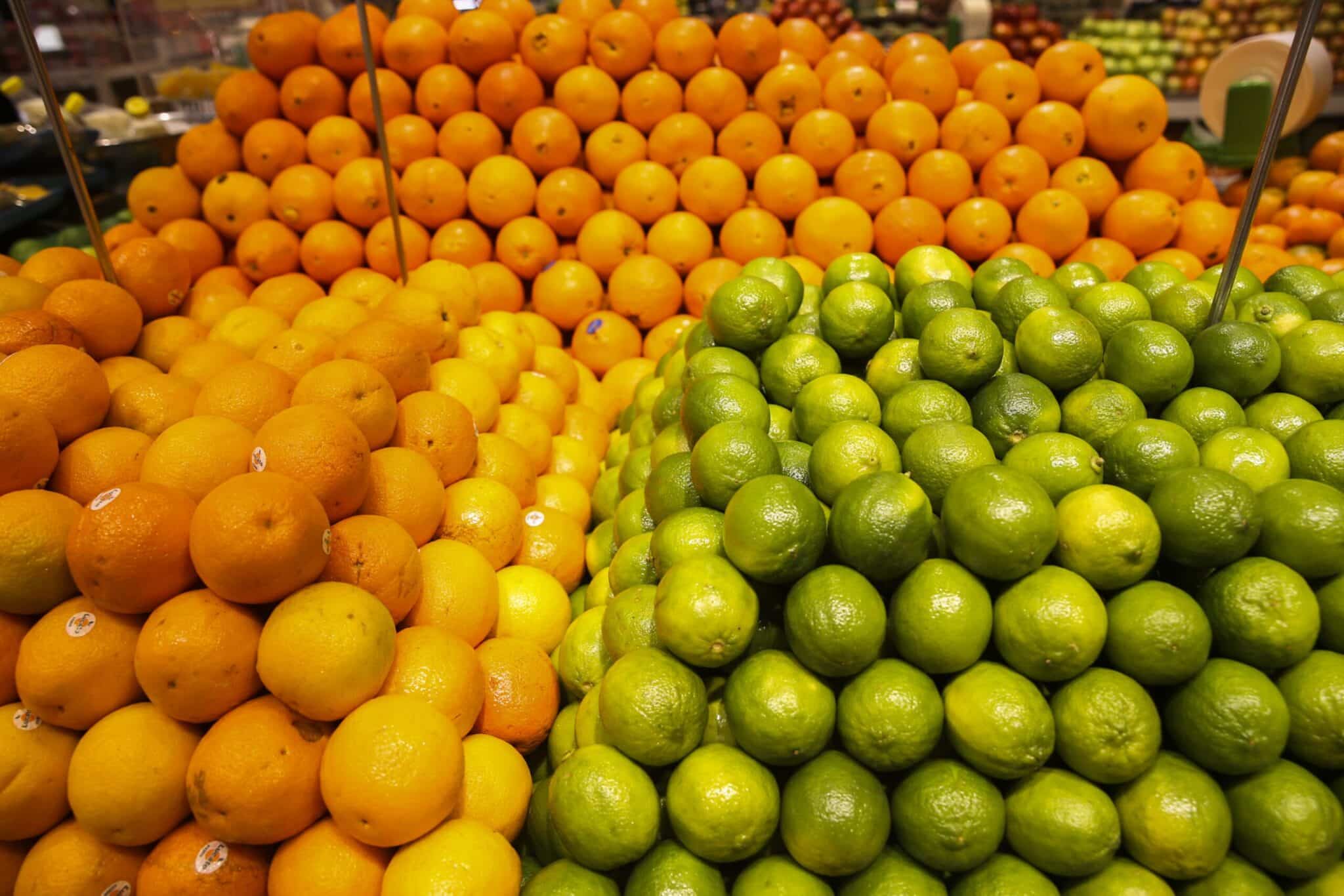 Mercado de frutas: laranja pera e tangerina poncã mantêm preços altos mesmo com demanda enfraquecida
