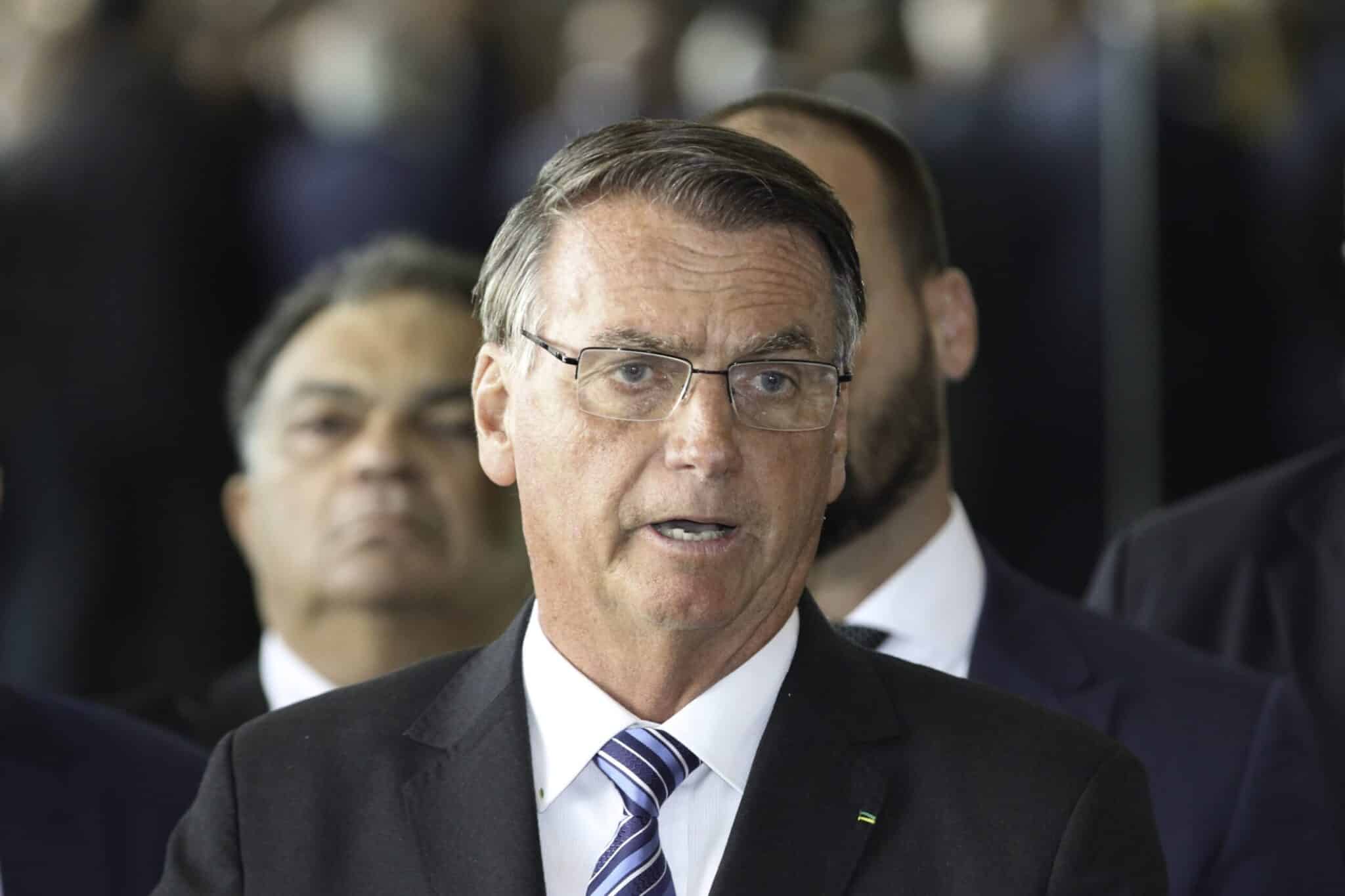 Ministro do TSE aceita abertura de ação eleitoral contra Bolsonaro