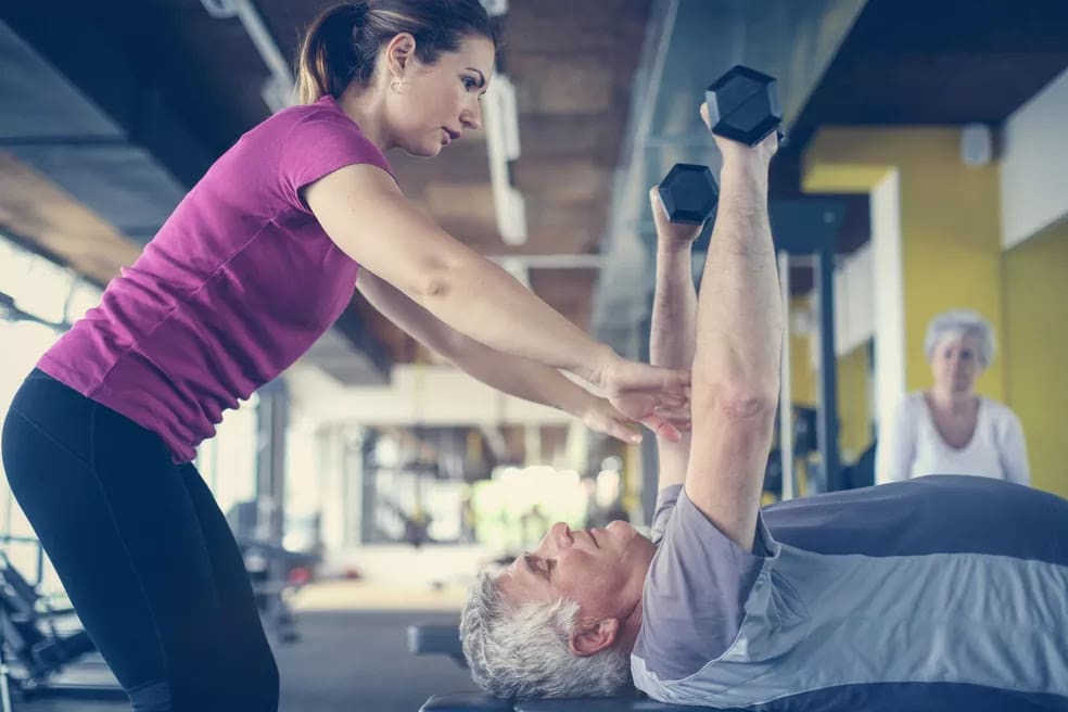 Musculação na terceira idade: importância e os benefícios