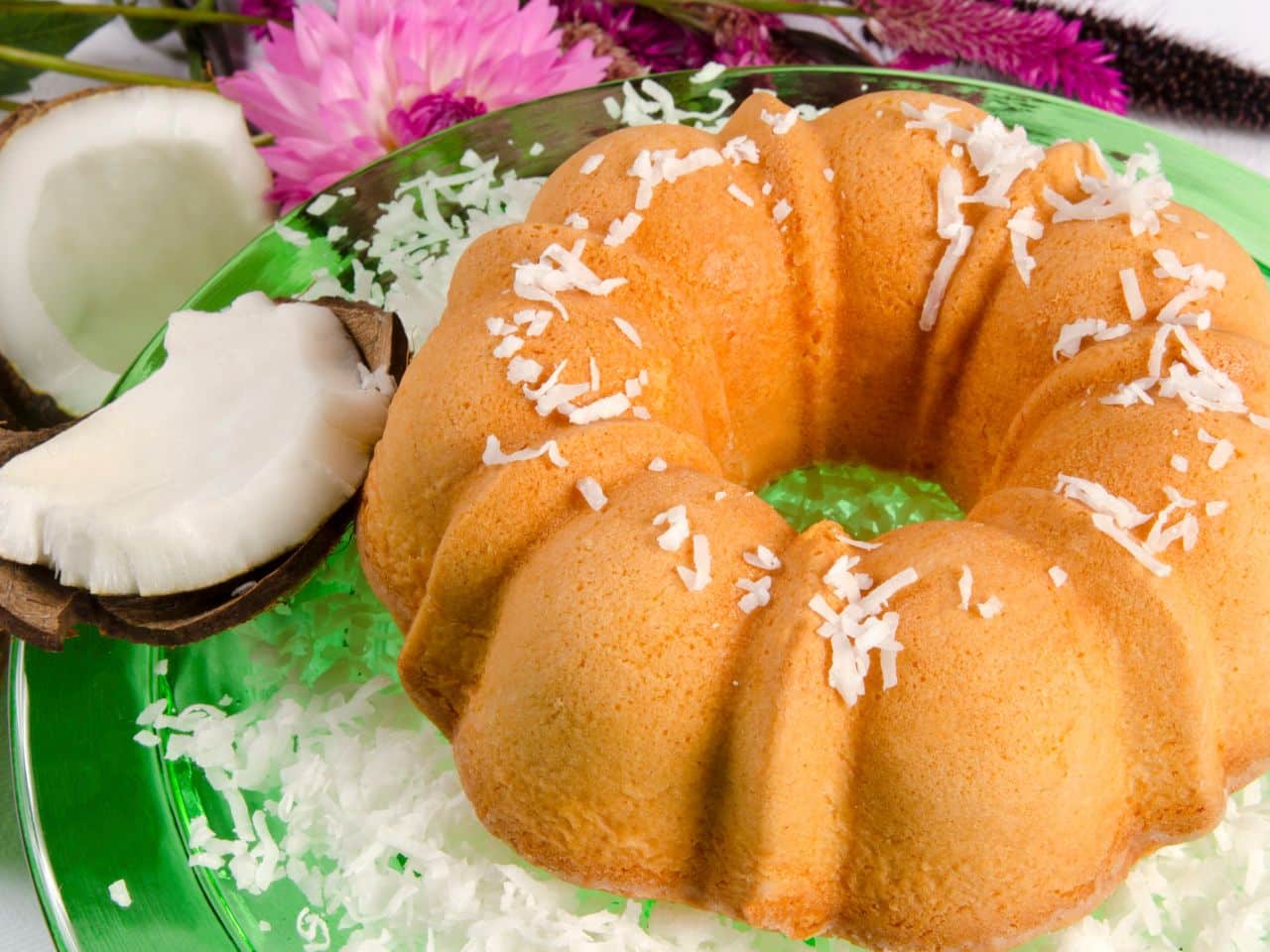 Como fazer bolo de coco: Perfeito no café da tarde!