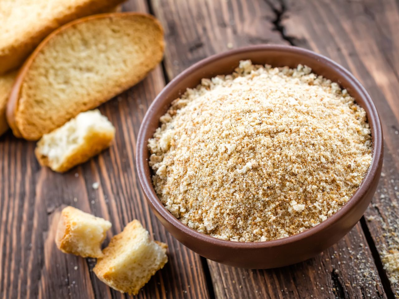 Como fazer farinha de rosca para empanar suas carnes?
