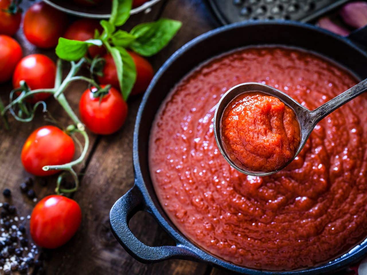 Como fazer molho de tomate caseiro: Para usar quando quiser!
