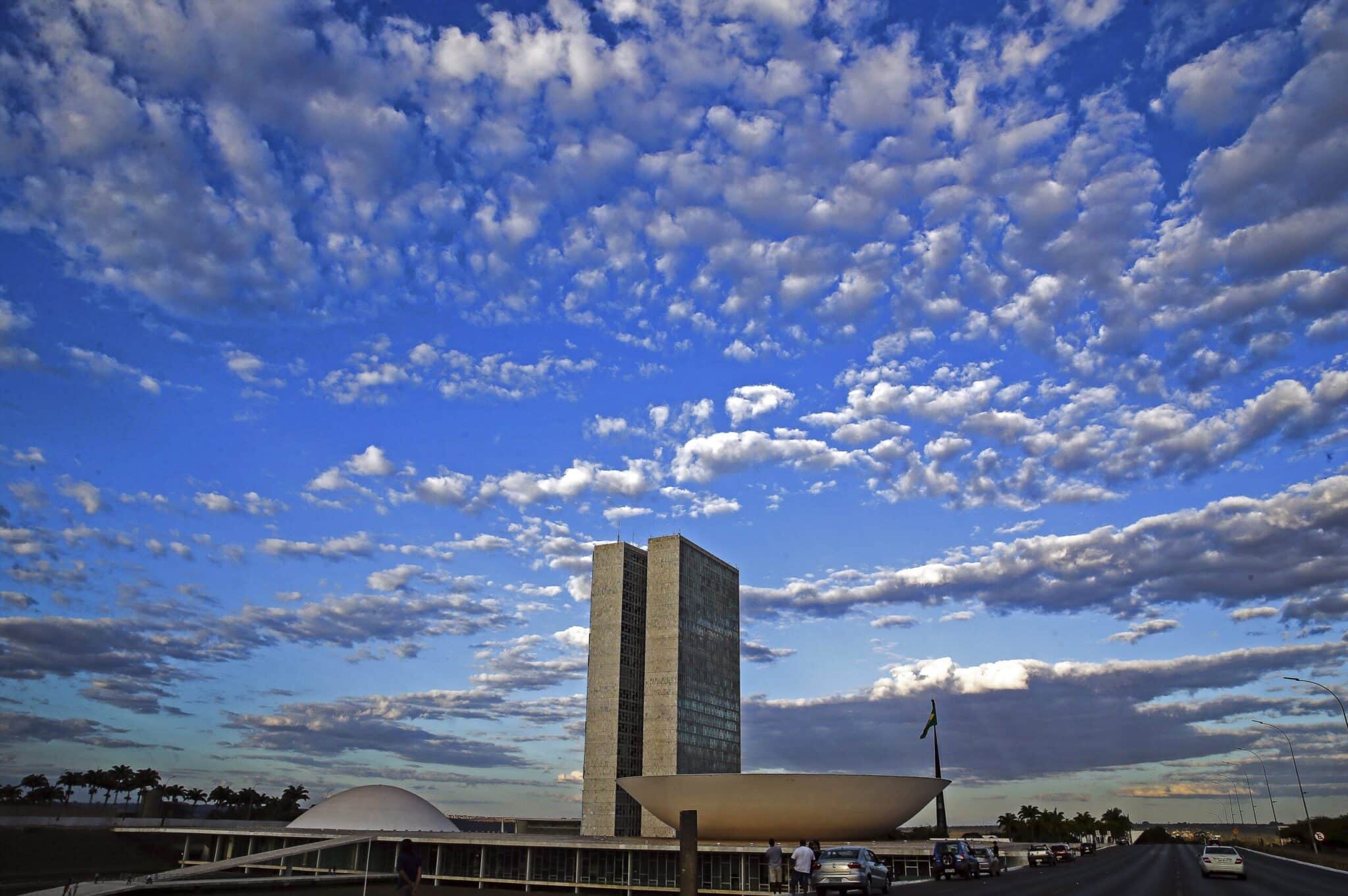 congresso empossa hoje 513 deputados e 27 senadores scaled