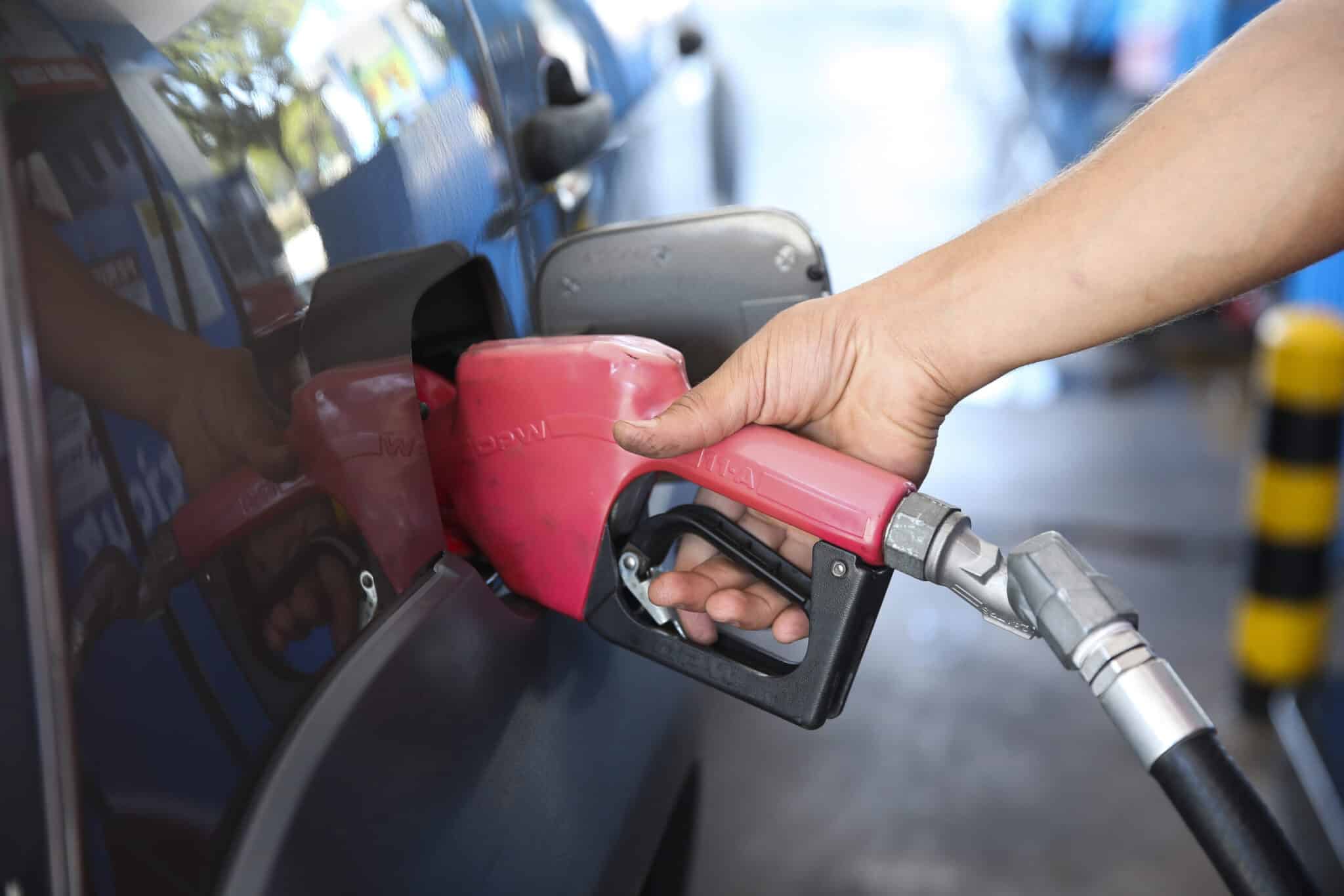 Gasolina e o etanol subirão no fim do mês