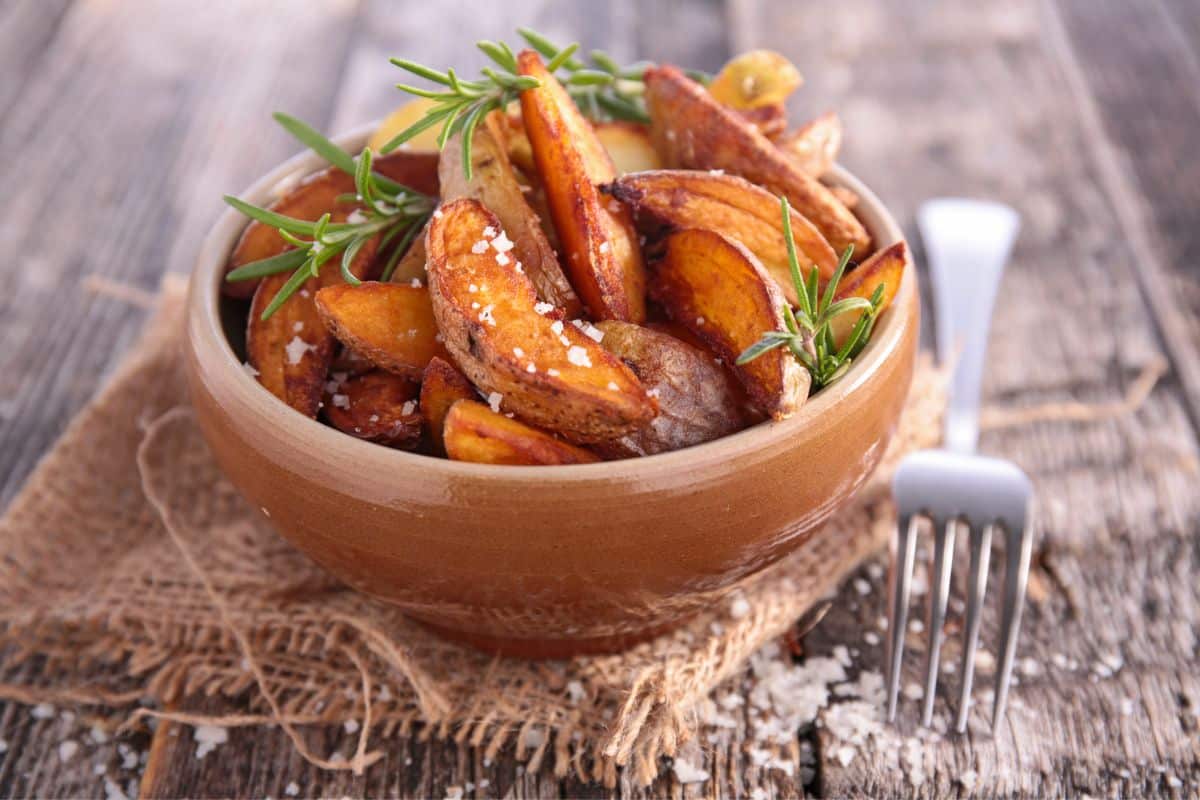 Como fazer batata rústica na airfryer hoje, 7 de março