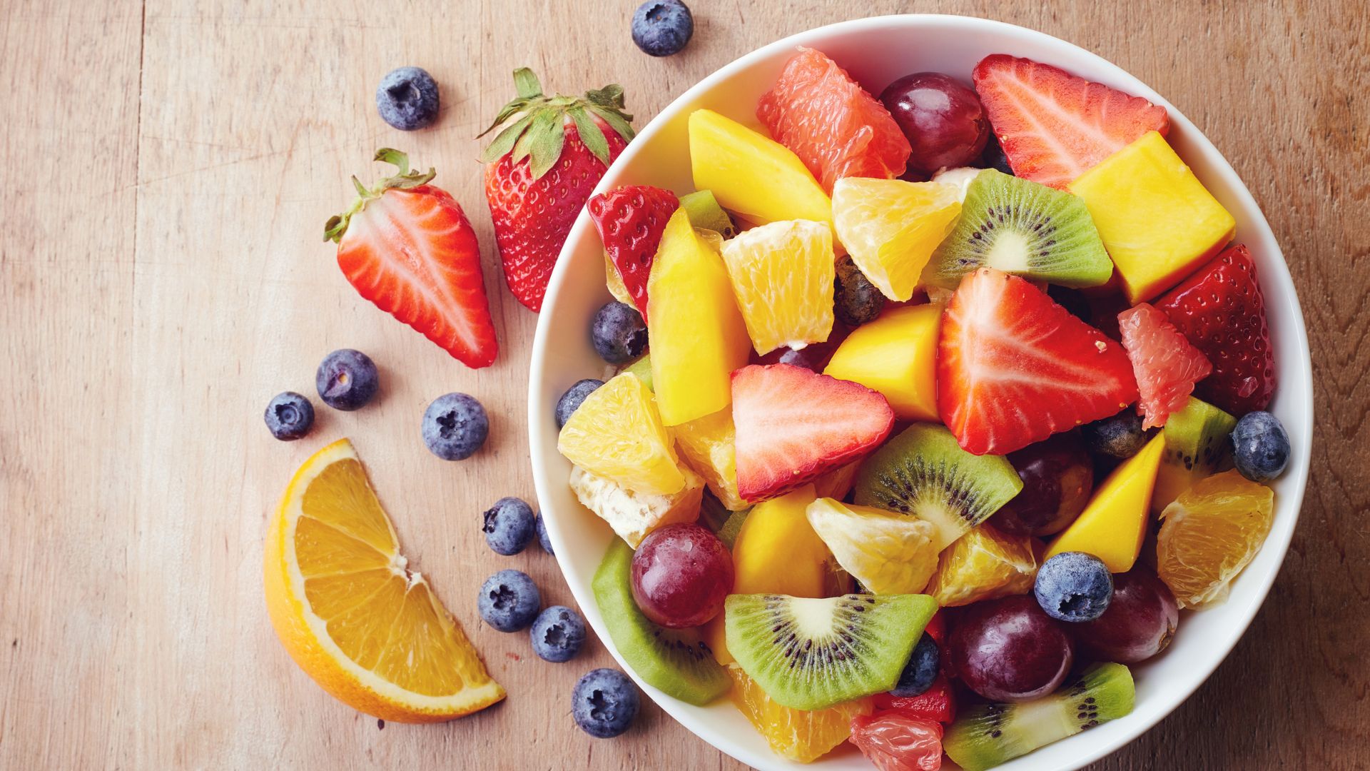 Sabe fazer salada de frutas simples e fácil? Aprenda aqui