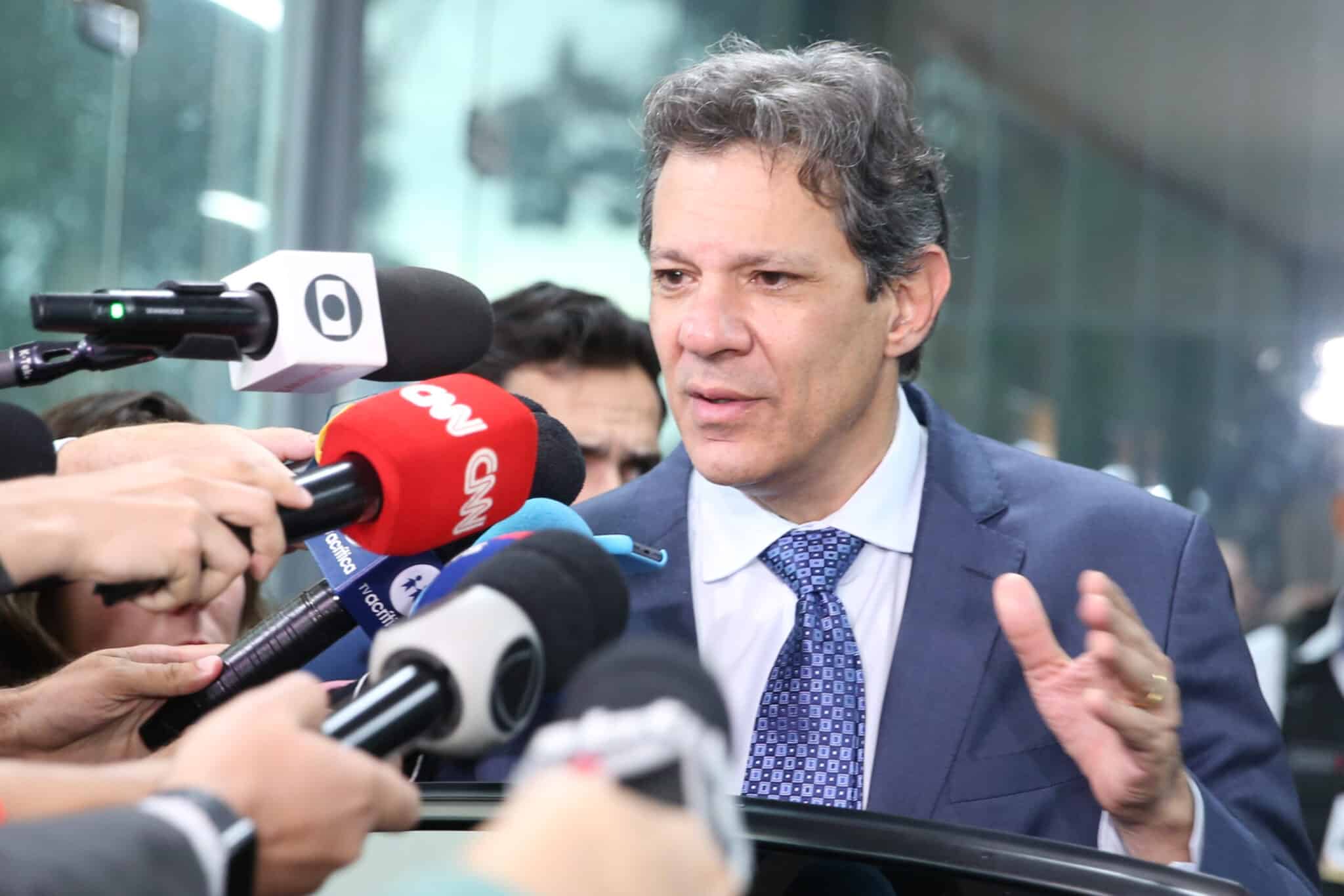 Haddad deve apresentar novo arcabouço fiscal ao Congresso na quarta