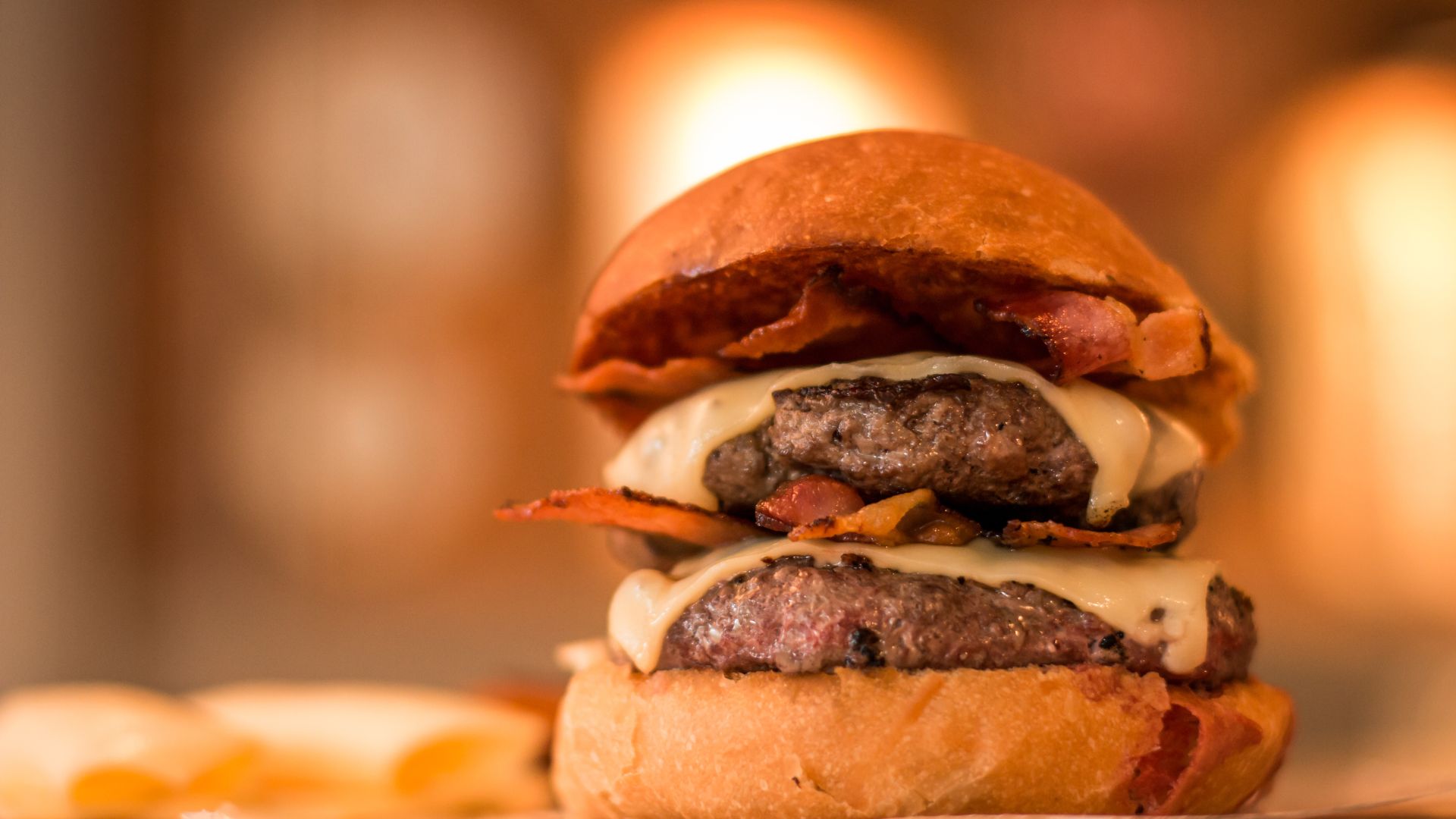 Hamburguer com carne moída delicioso