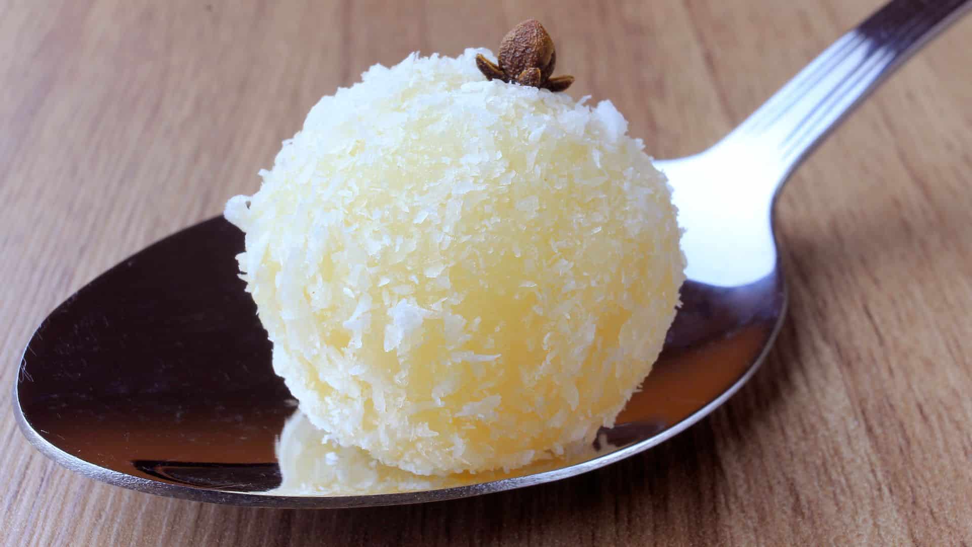 Receita de beijinho para enrolar fácil de fazer