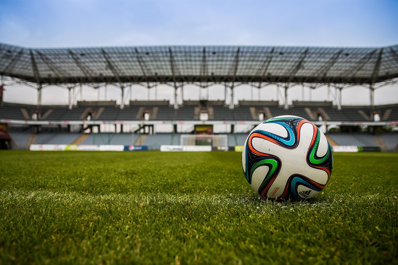 Jogos ao vivo: confira a agenda completa desta quarta-feira (27)