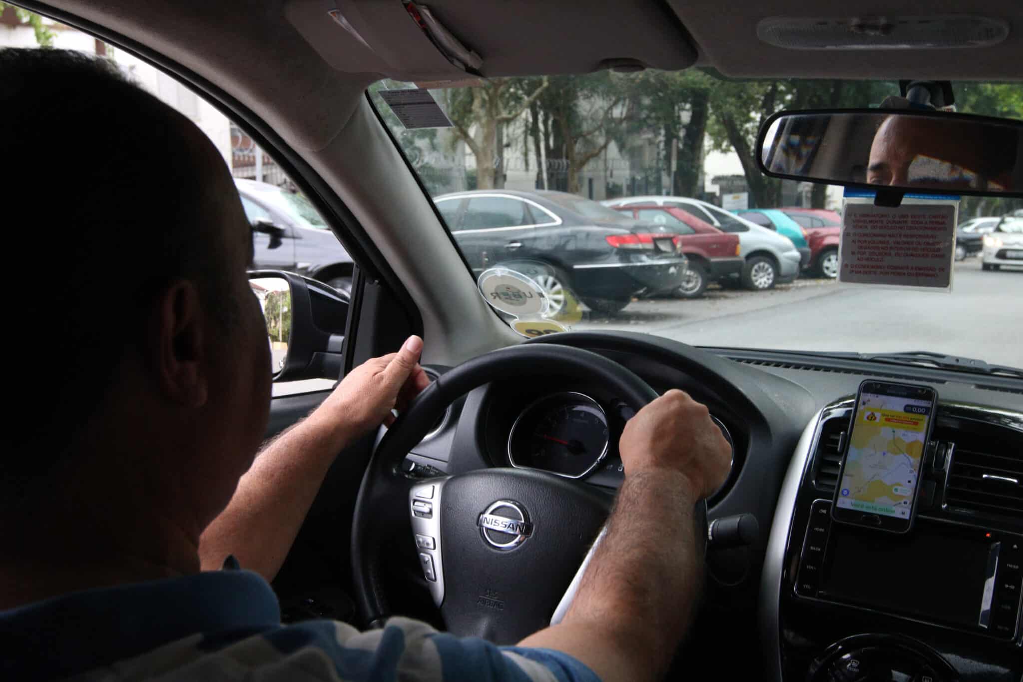 Rio de Janeiro: cobrança por ar-condicionado em carros de aplicativo é abusiva