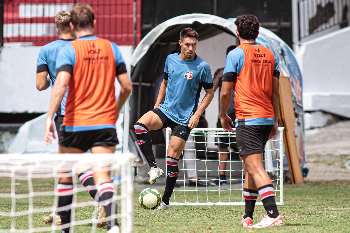 Petrolina x Santa Cruz ao vivo; onde assistir ao jogo desta terça-feira (6)