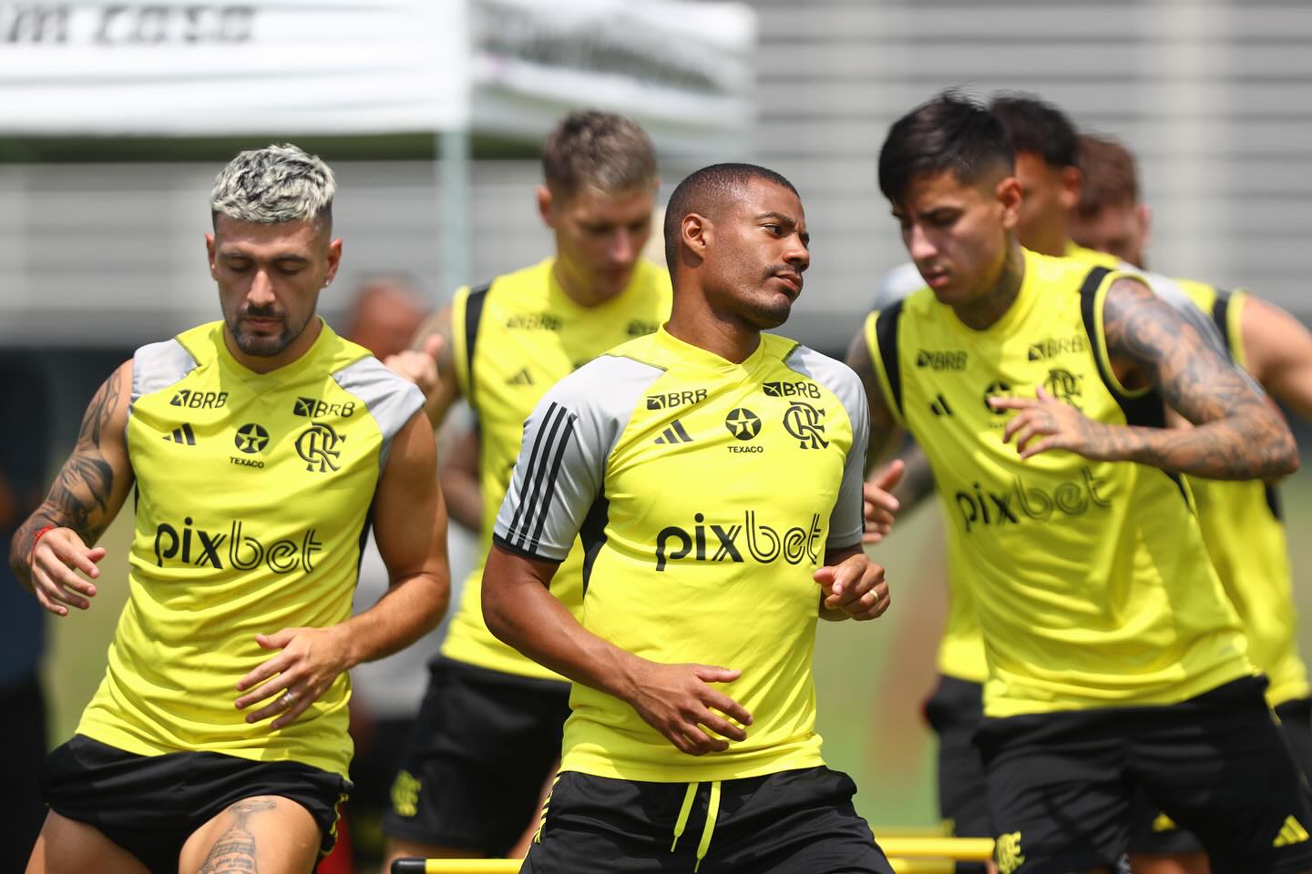 Bangu x Flamengo ao vivo; onde assistir o jogo do Flamengo nesta quinta (15)