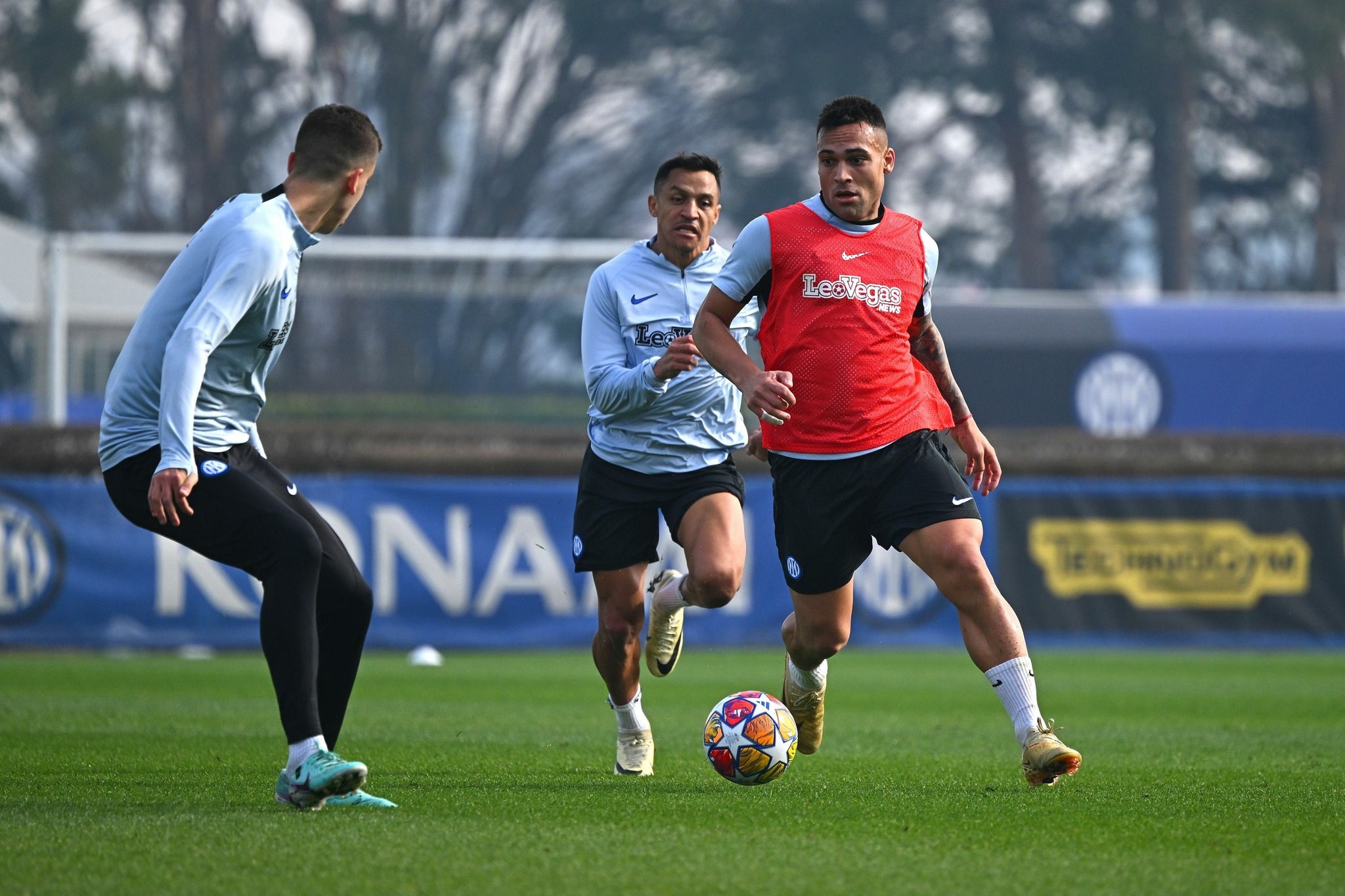 Inter de Milão x Atlético de Madrid ao vivo; onde assistir, horário e escalações do jogo desta terça (20) pela Liga dos Campeões