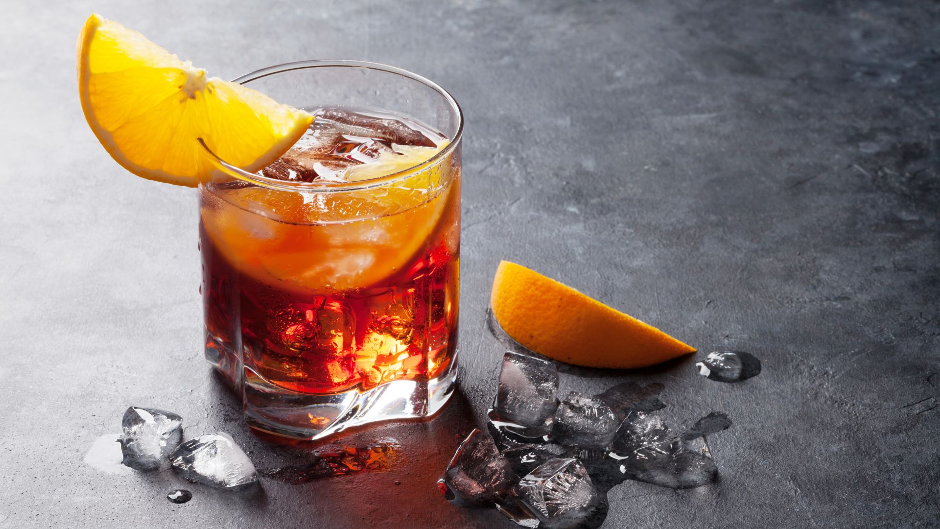 Receita de Negroni: A clássica elixir dos bares italianos