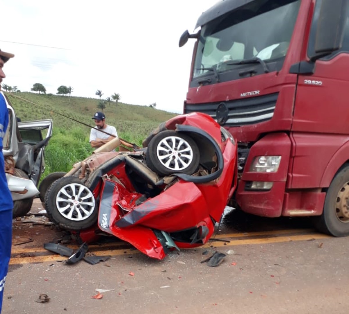 Engavetamento na BR-163 em Itaúba -MT deixa cinco vítimas, sendo três fatais