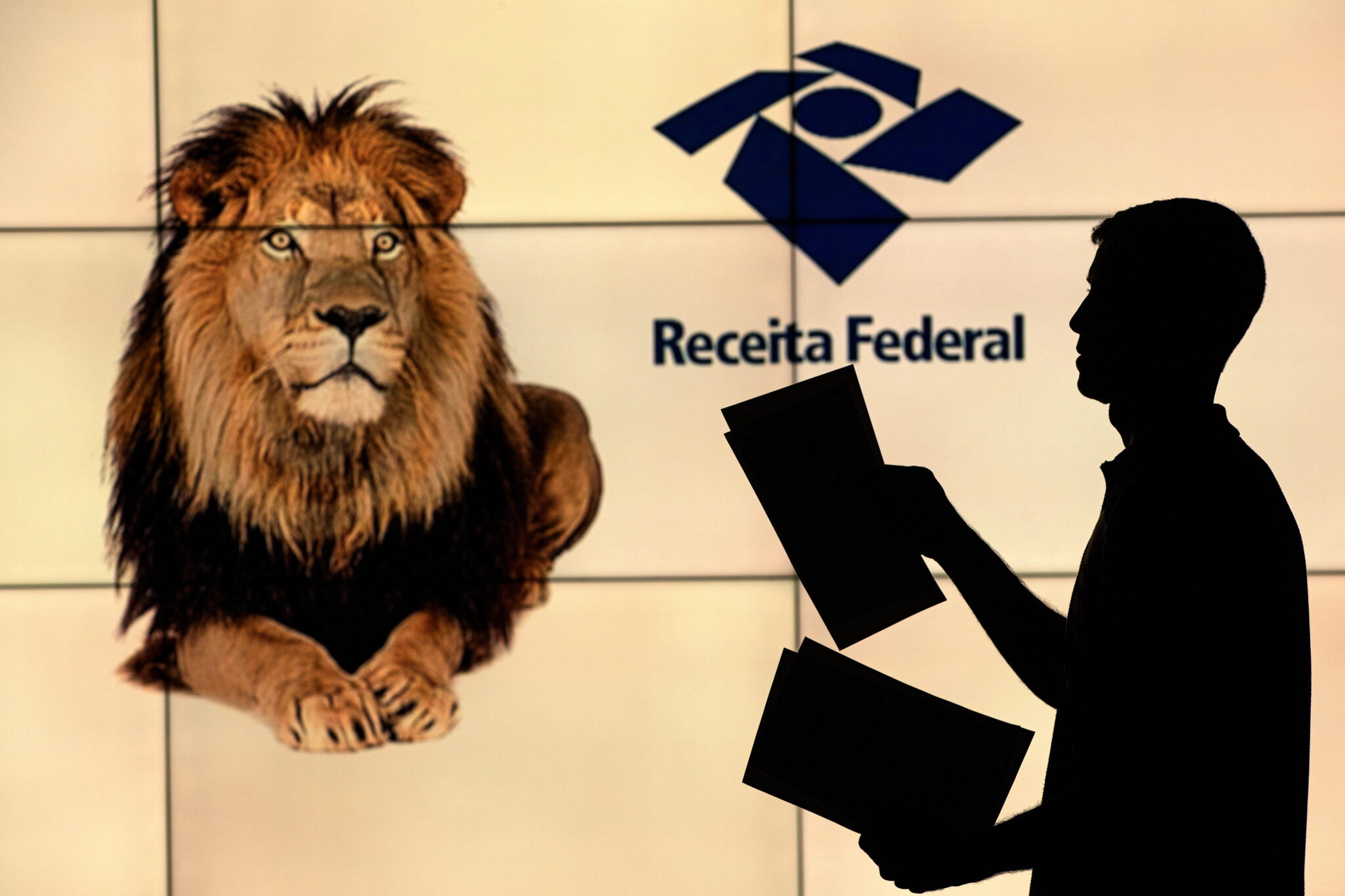 Empresas têm até dia 29 para enviar comprovantes de rendimentos