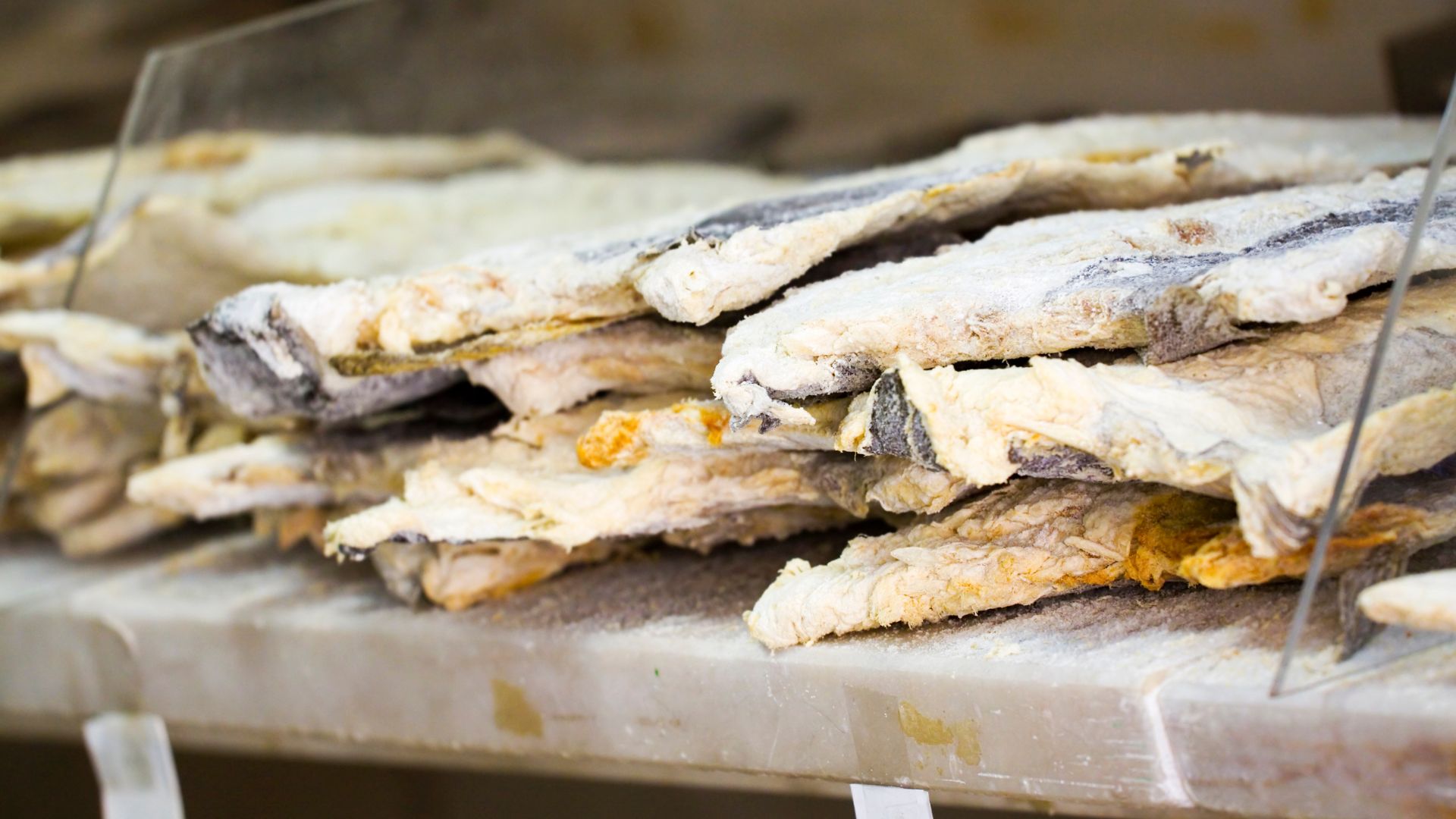 Como dessalgar o bacalhau: Para suas receitas!