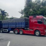 Lugar de mulher e.no Actros 2653 6x4 com 530 cavalos de potencia Sergio Dias 4