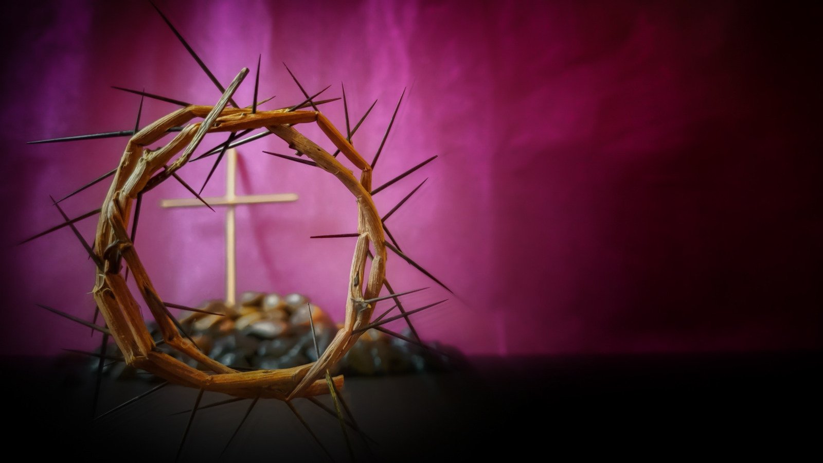 O que a Igreja Católica lembra todos os dias da Semana Santa?