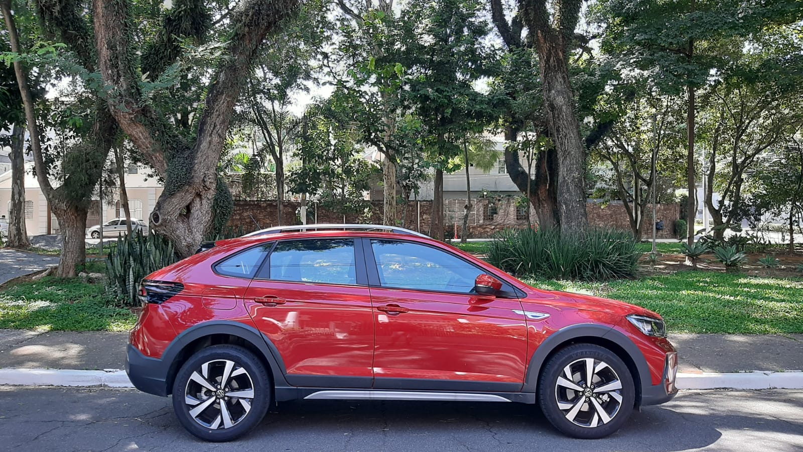 Volkswagen Nivus 2024 leva vantagem por ser pioneiro