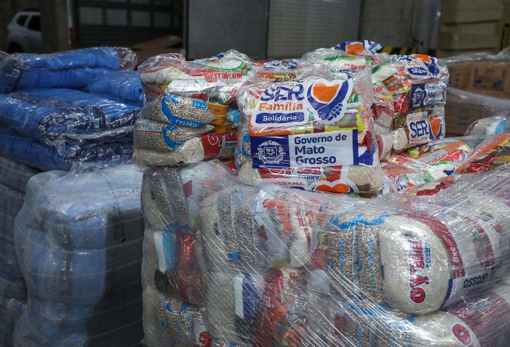 Governo de Mato Grosso vai enviar 400 cestas de alimentos para famílias em Confresa