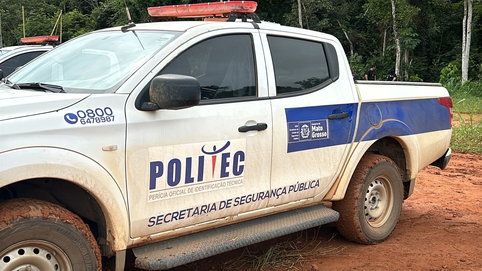 Mulher morre afogada após carro cair em rio em Mato Grosso