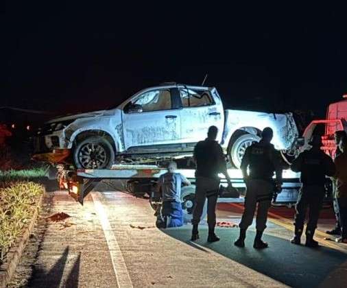 Viatura da PM capota na estrada em Chapada dos Guimarães e deixa dois policiais feridos