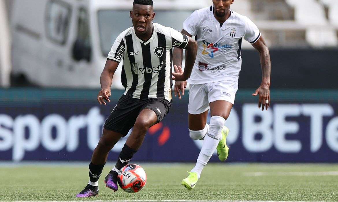 Rio de Janeiro 11/01/2025 Campeão brasileiro e da Libertadores em 2024, o Botafogo largou com derrota na temporada 2025.  Foto Vitor Silva/Botafogo
