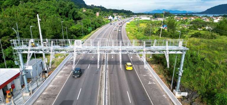 ANTT promove audiência pública sobre sistema de livre passagem em rodovias federais