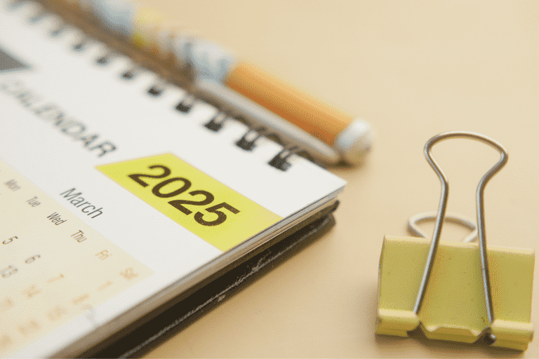 Por que o ano dura 365 dias? Entenda a Ciência por Trás do Calendário