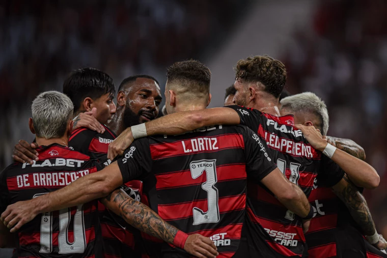 Flamengo goleia Maricá e confirma título da Taça Guanabara de 2025