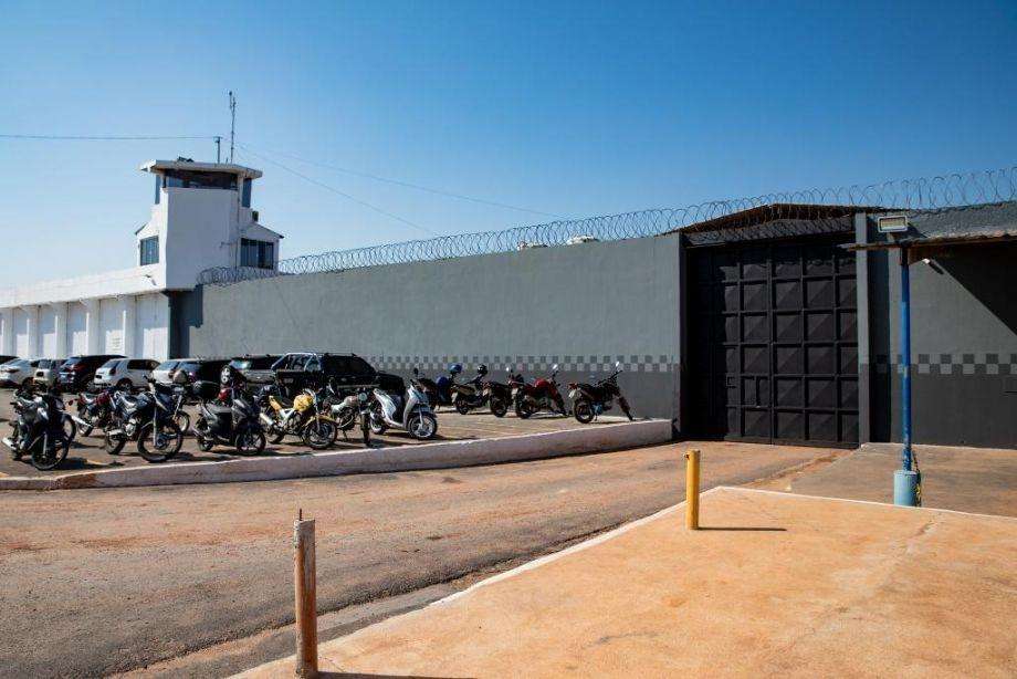 Advogada é flagrada com procurações falsas na Penitenciária Central do Estado