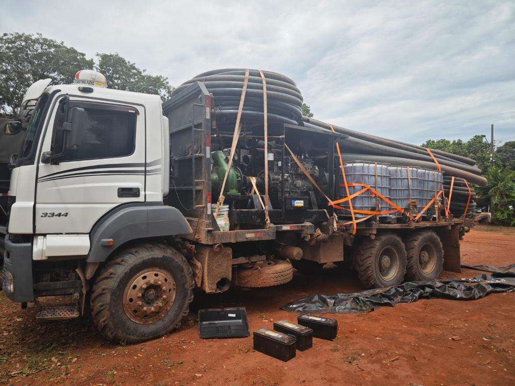 Polícia intercepta veículo com combustível e equipamentos sendo levados para garimpo ilegal em Mato Grosso