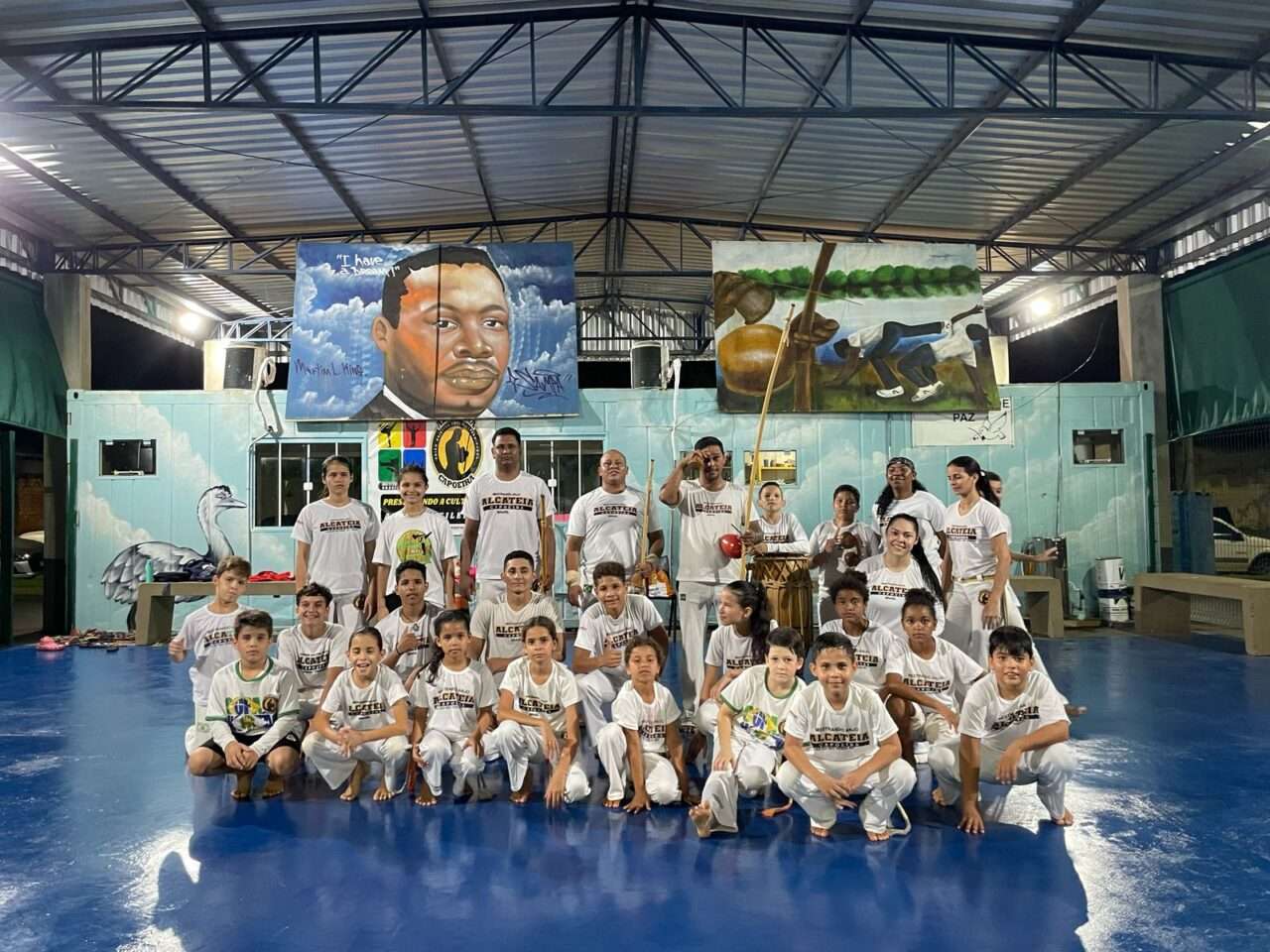 Capoeirista de Lucas do Rio Verde ganha o Troféu Berimbau de Ouro, a maior honraria da modalidade
