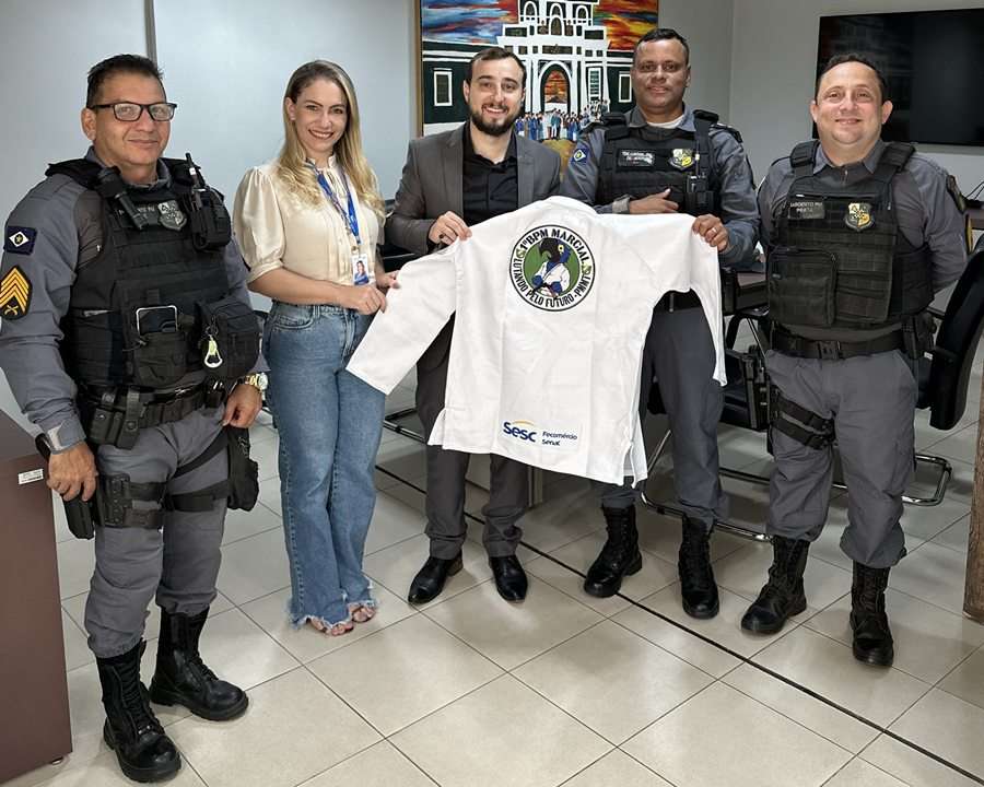 Sesc-MT e Polícia Militar renovam parceria no projeto ‘Lutando pelo Futuro’ para crianças e adolescentes 