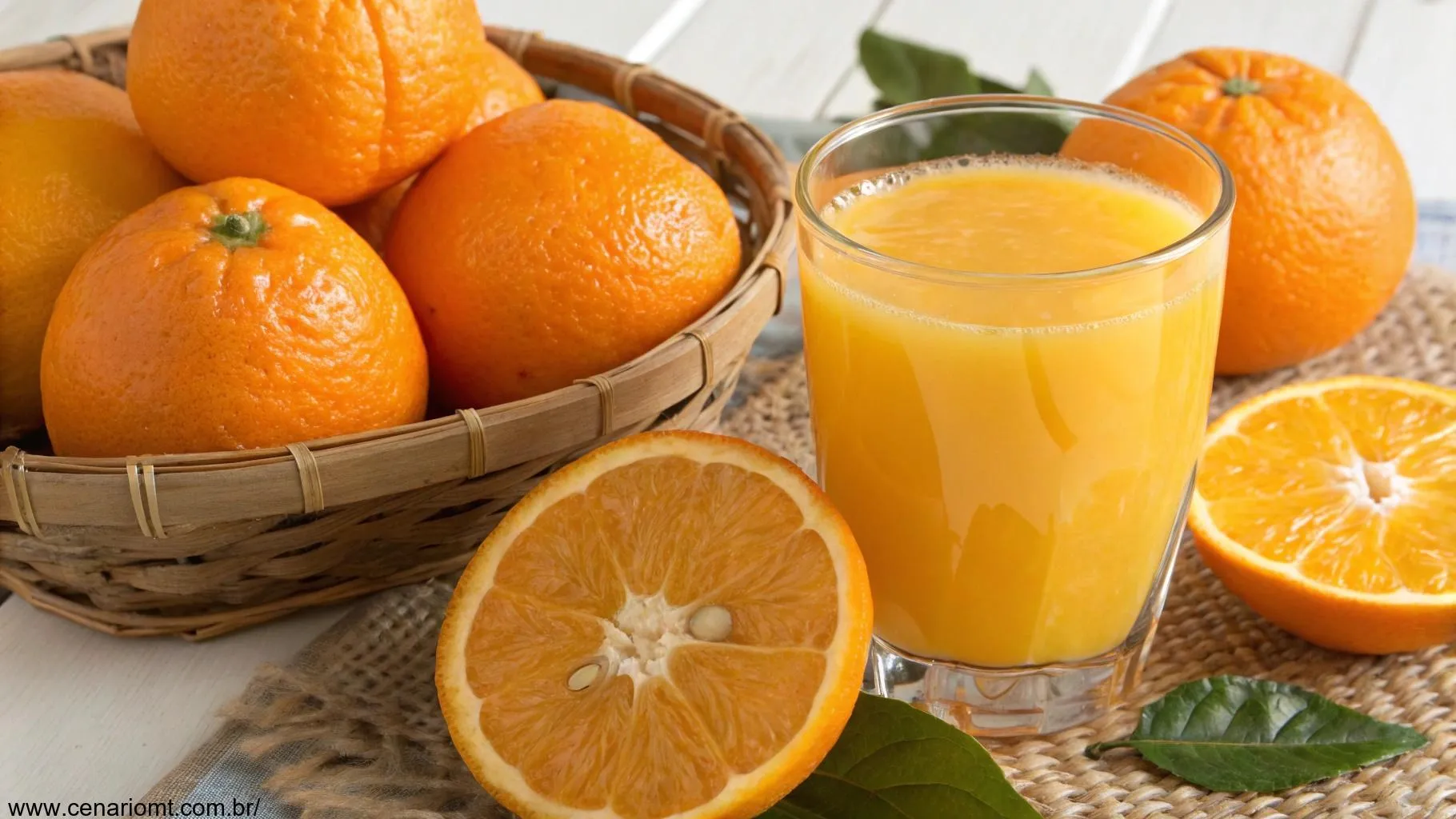 Receita de Suco de Laranja Natural Espremido na Hora: Refrescante e Saudável