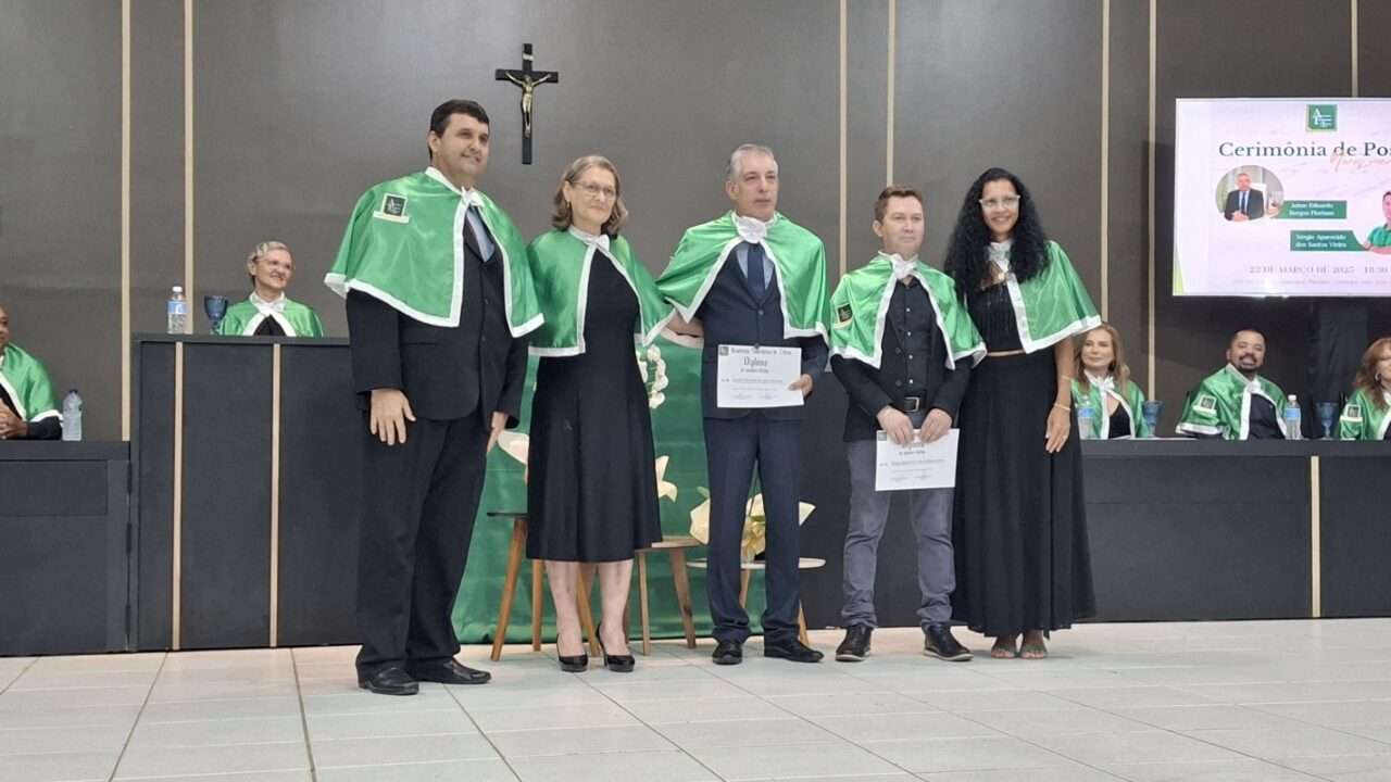 Novos membros tomam posse na Academia Luverdense de Letras em noite de celebração aos 15 anos da instituição