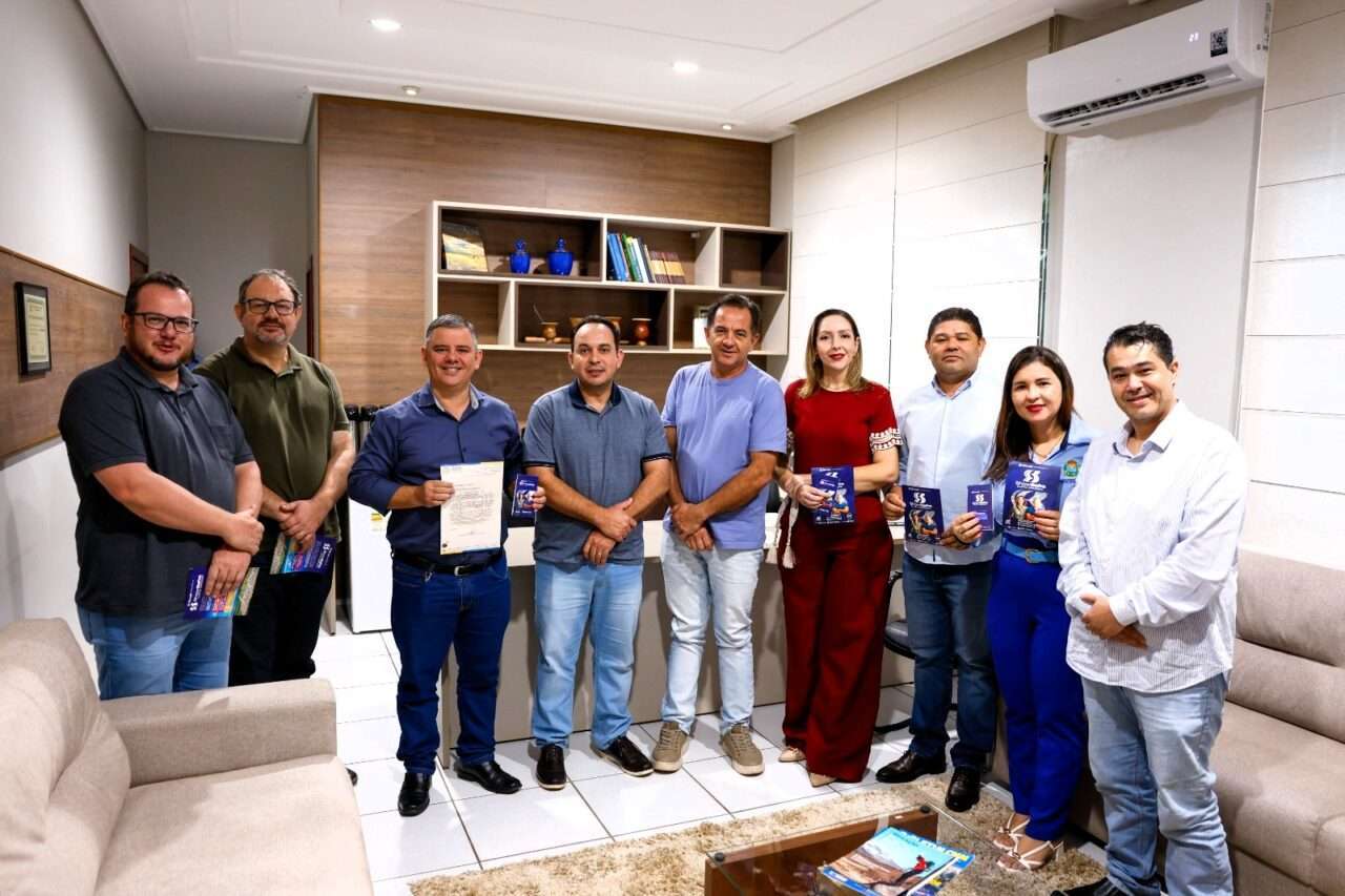 Vereadores de Nova Mutum visitam Câmara de Lucas, conhecem os trabalhos realizados e são convidados para o Show Safra