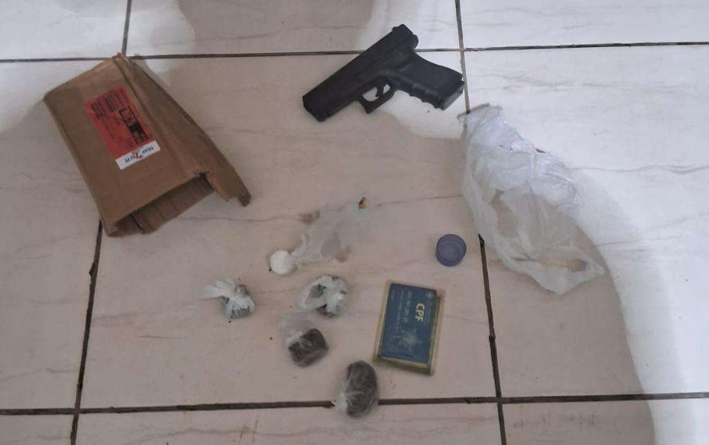 Adolescentes são apreendidos após muros serem pichados com siglas de facção em Nova Canaã do Norte