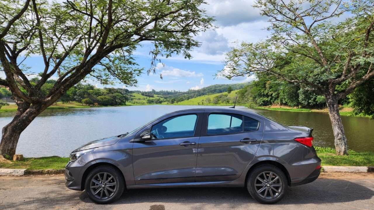Fiat mostra o desempenho, tecnologia e eficiência do Cronos 2025