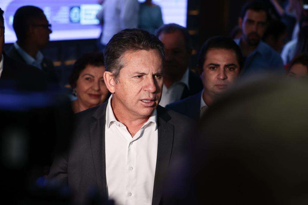 Governador de Mato Grosso apela à educação para combater violência contra a mulher