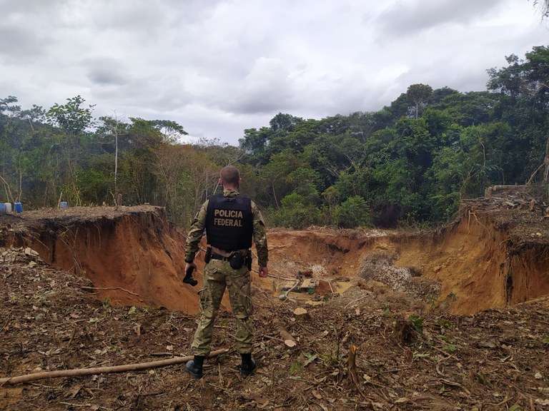 Polícia Federal realiza operação contra garimpo ilegal na Terra Indígena Sararé