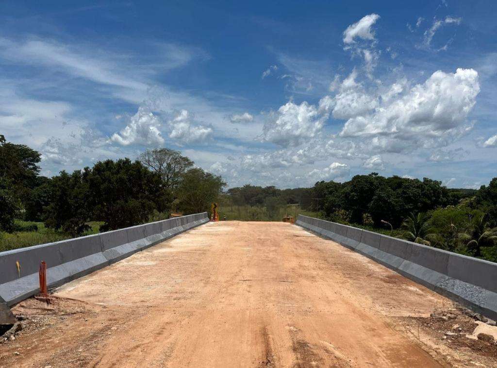 Transito sobre nova ponte de concreto na MT 020 em Mato Grosso e liberado