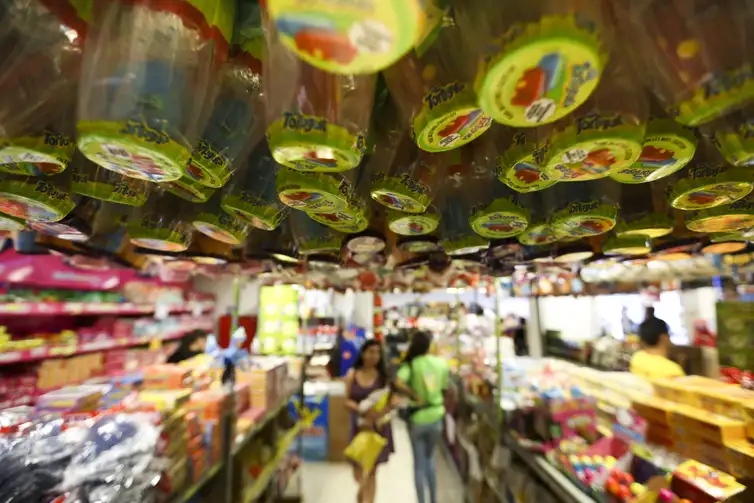 Páscoa deve injetar R$ 74,1 milhões no comércio de Cuiabá, aponta CDL
