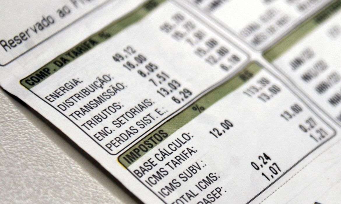 Enel faz mutirão para cliente renegociar débitos